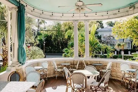 Classic Queen - Curry Mansion With Heated Pool Key West Inn